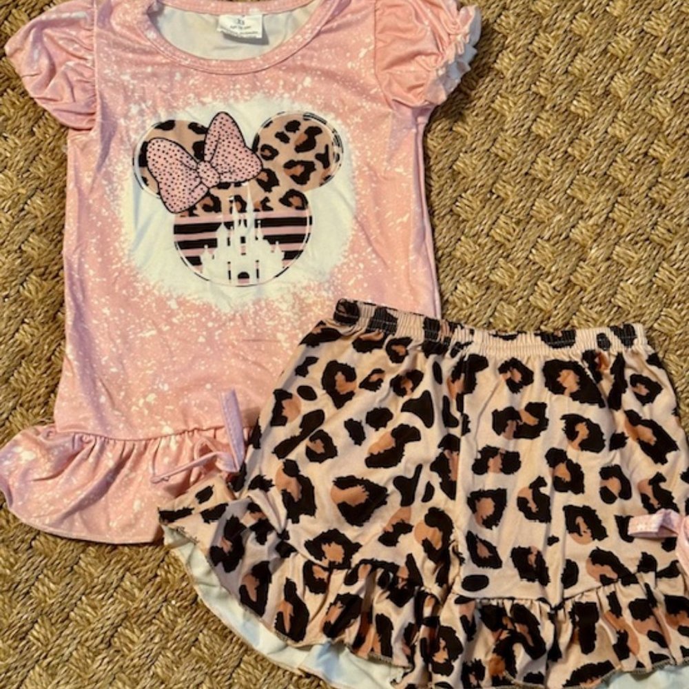 Boutique short outfit